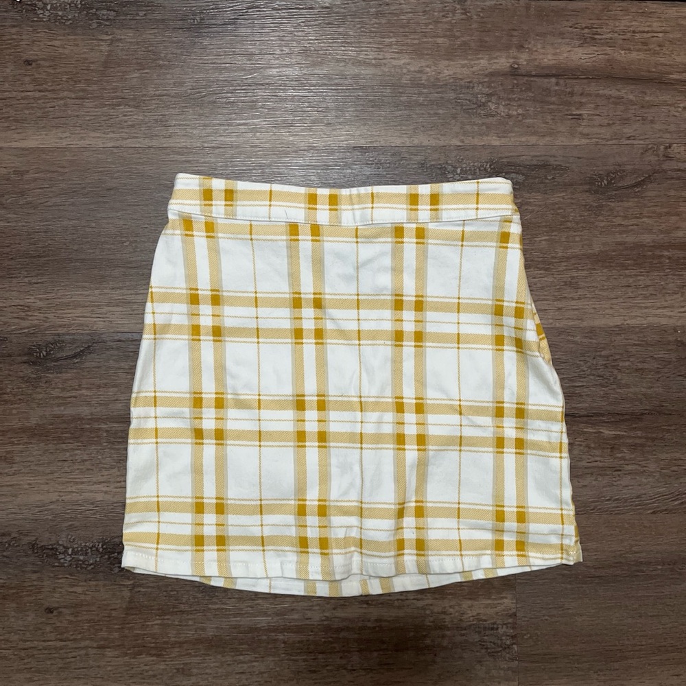 Forever 21 Yellow and White Plaid Mini Skirt